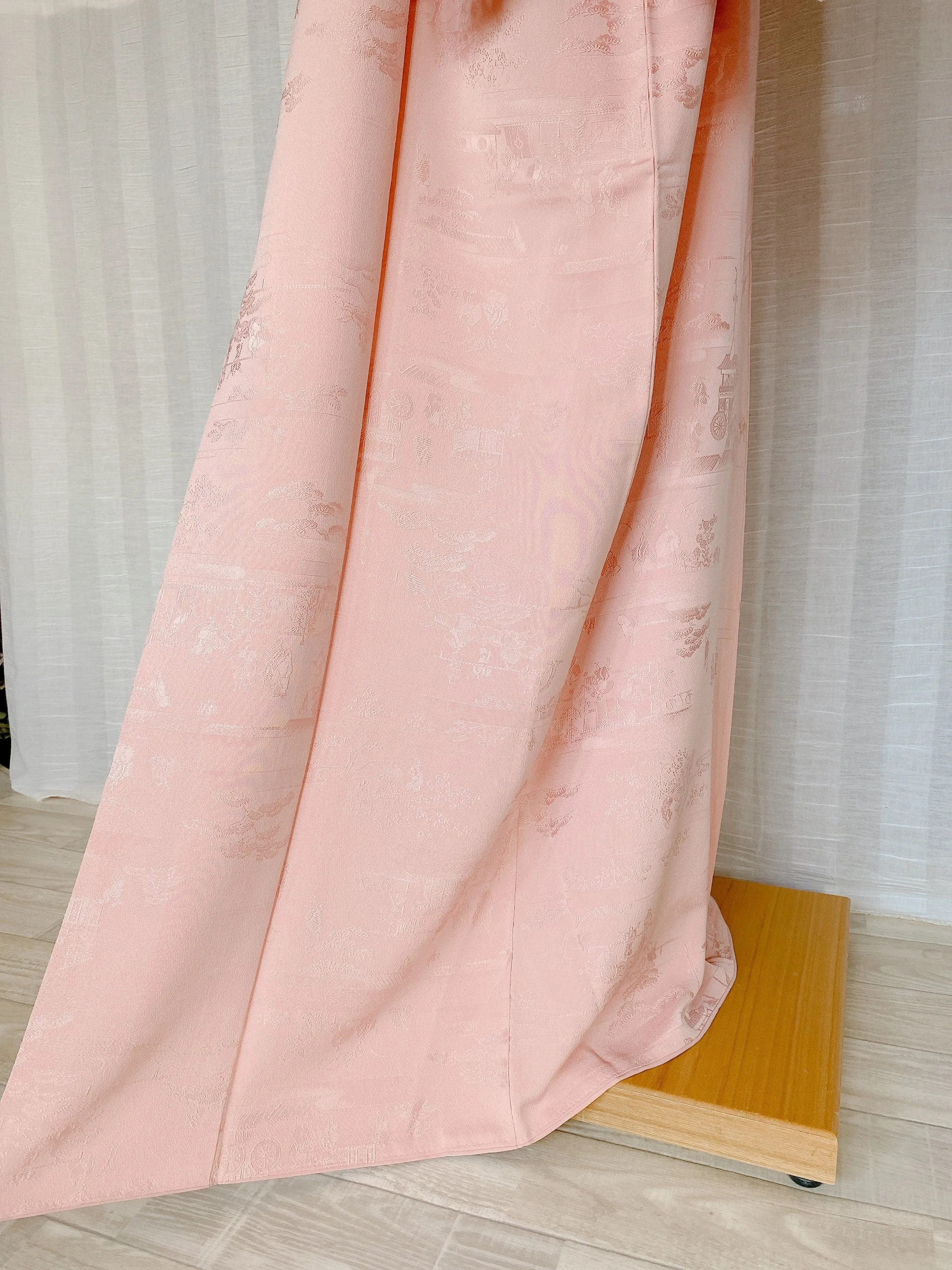 Authentic Kimono, Silk robe, Jujube Pattern, Komon, Deessing gown, Japanese style, Traditional wear from Japan, Sumie, Suibokuga
