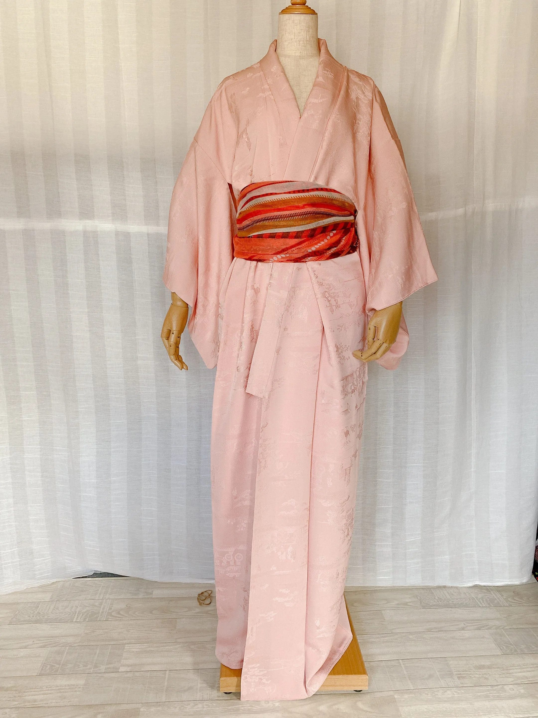 Authentic Kimono, Silk robe, Jujube Pattern, Komon, Deessing gown, Japanese style, Traditional wear from Japan, Sumie, Suibokuga