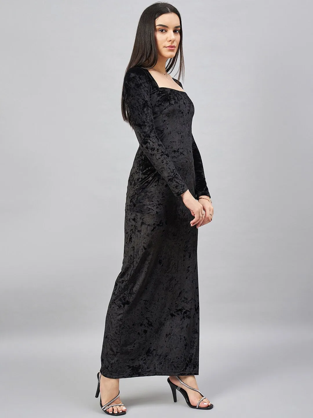 Luxe Black Velvet Maxi Dress