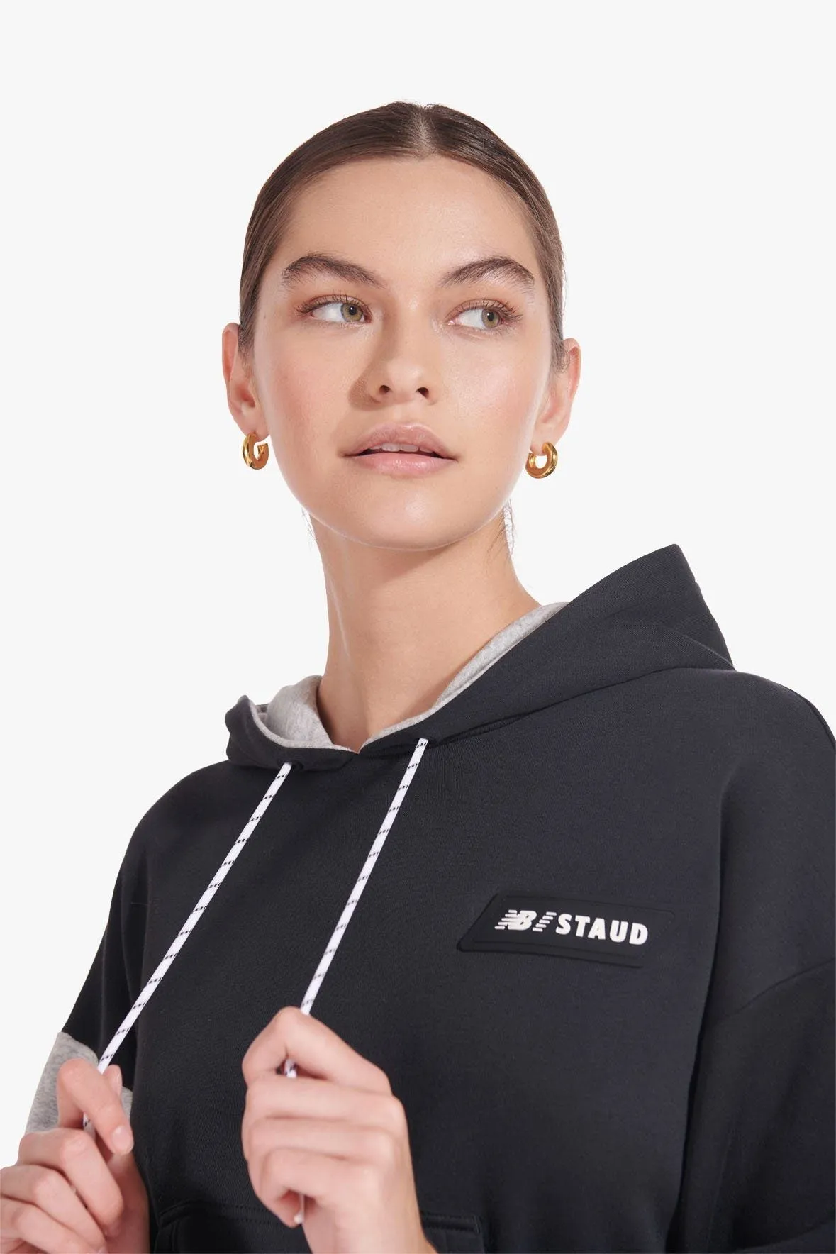 NB x STAUD COLORBLOCK SWEATSHIRT | BLACK