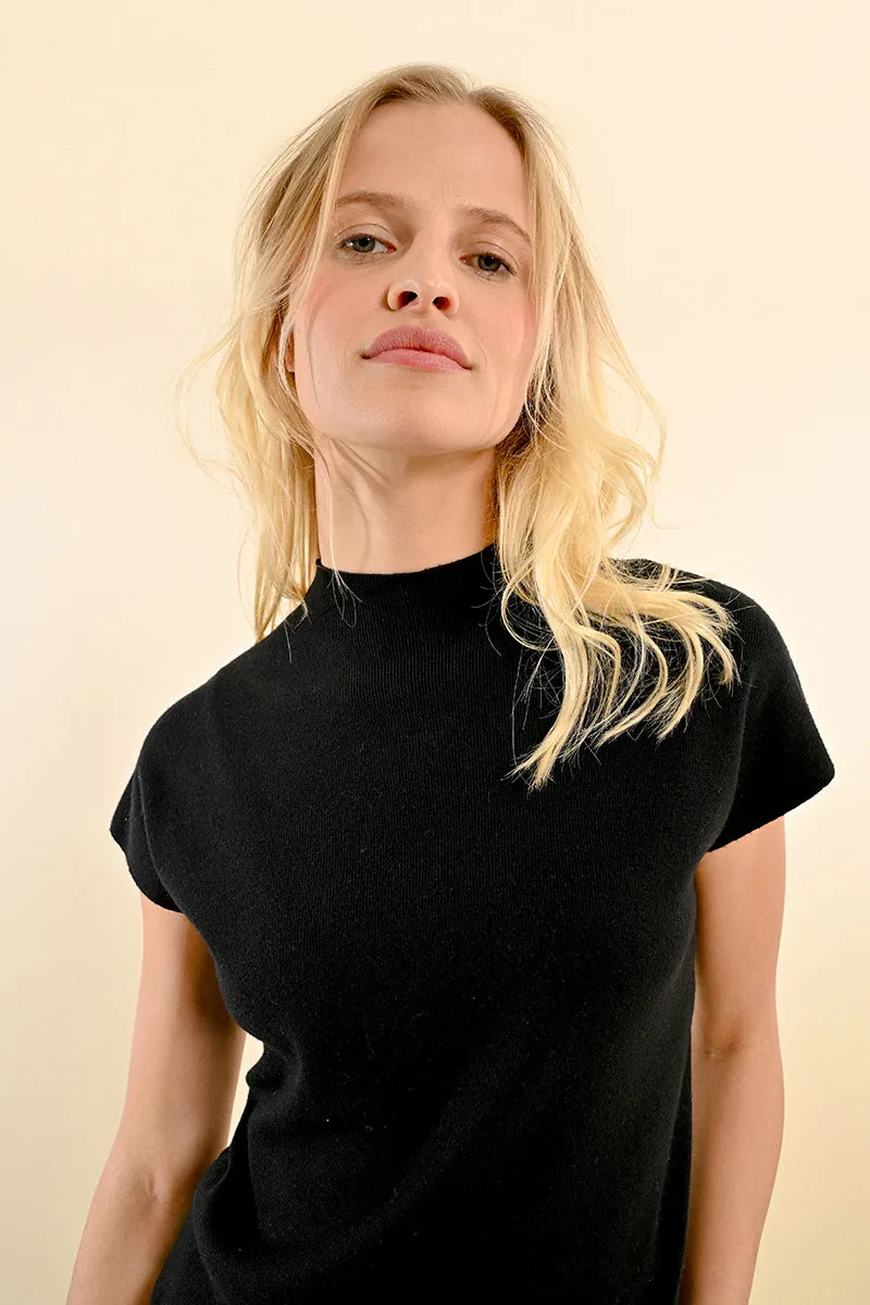 Short Sleeved Knit Top