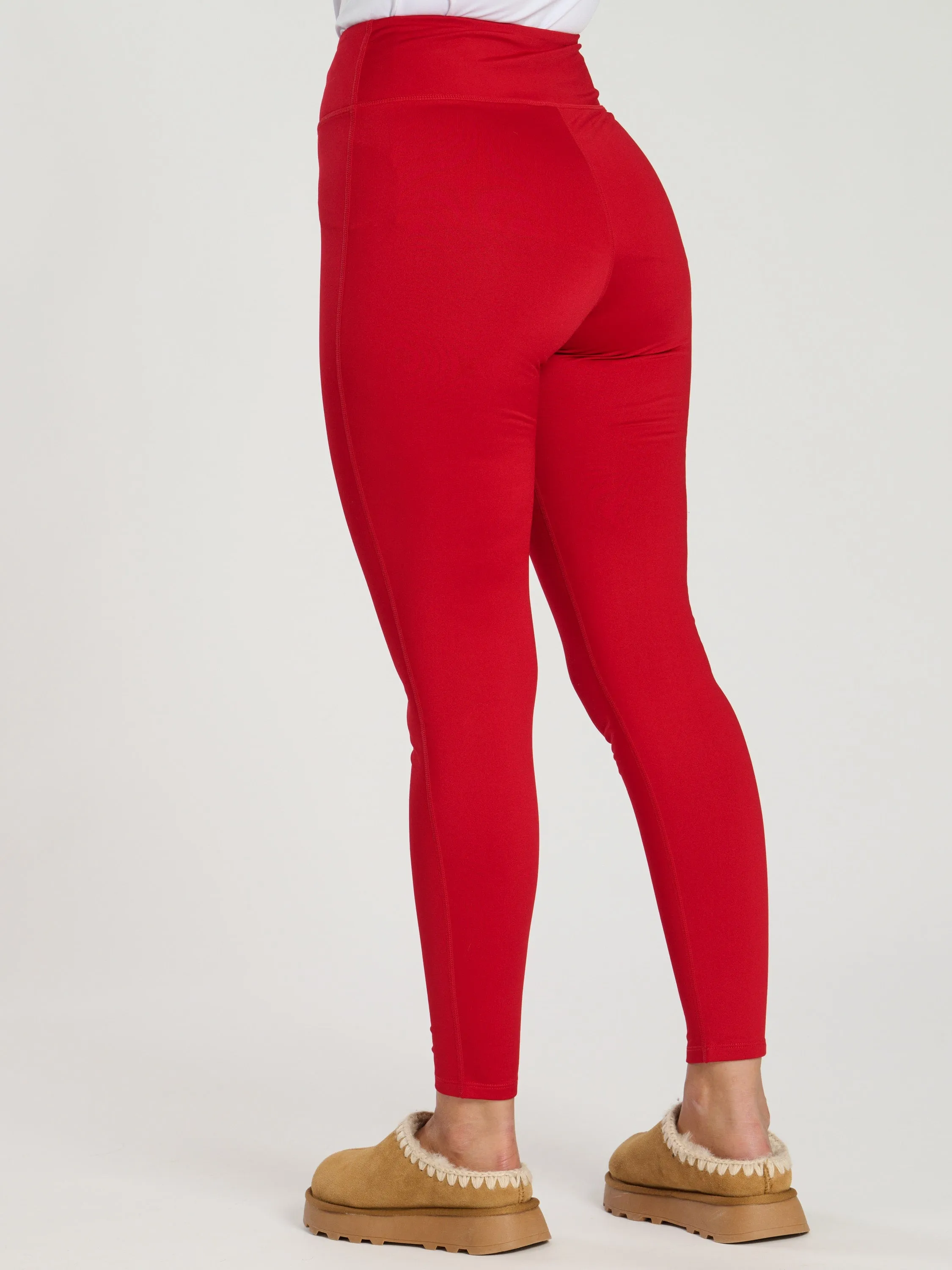 The 'Alpine' base layer legging in cherry