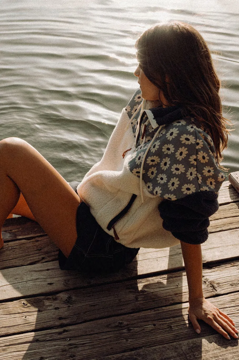 The Great Plush Terrain Half Zip in Falling Daisy Colorblock