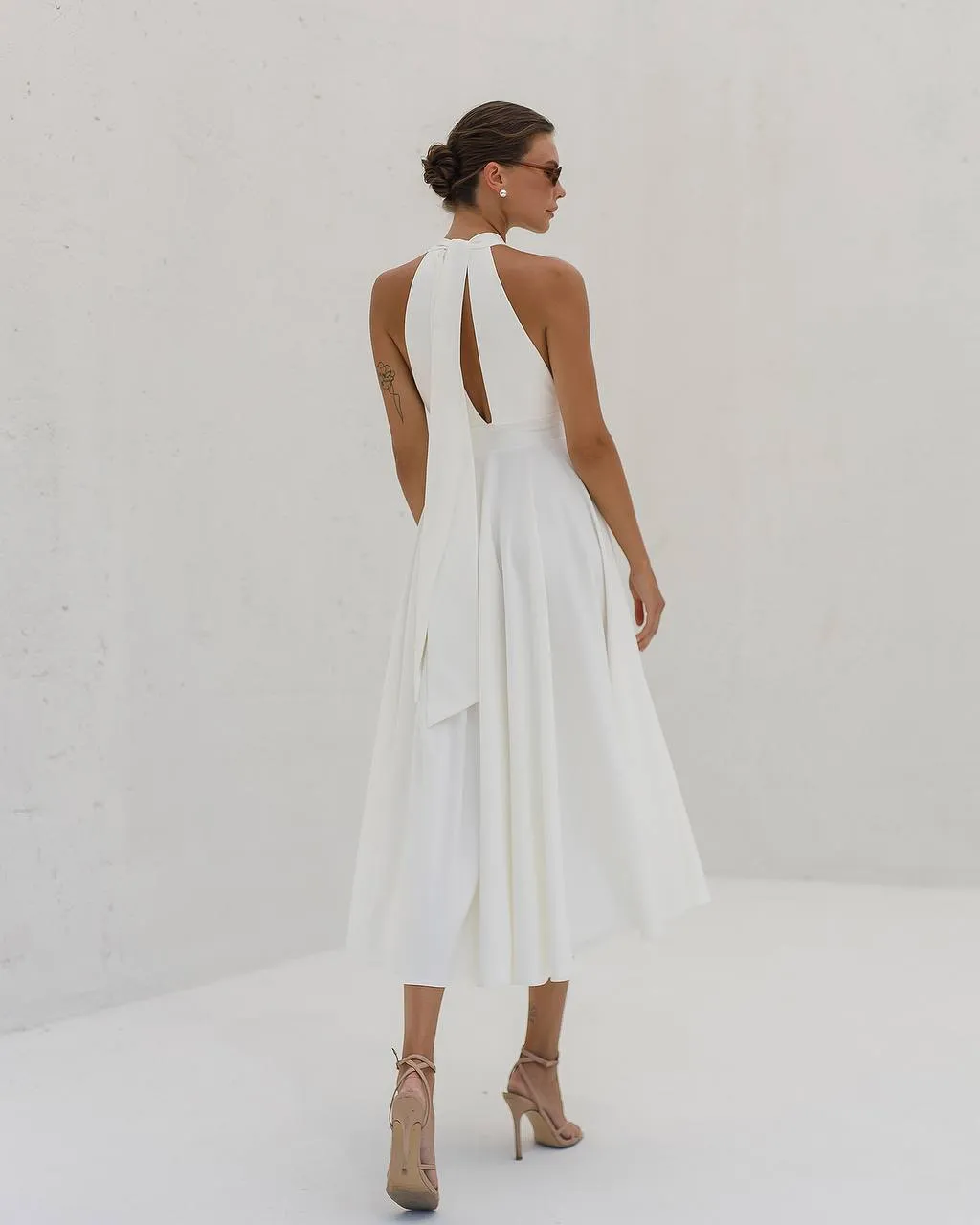 White midi dress "Bow tie back"