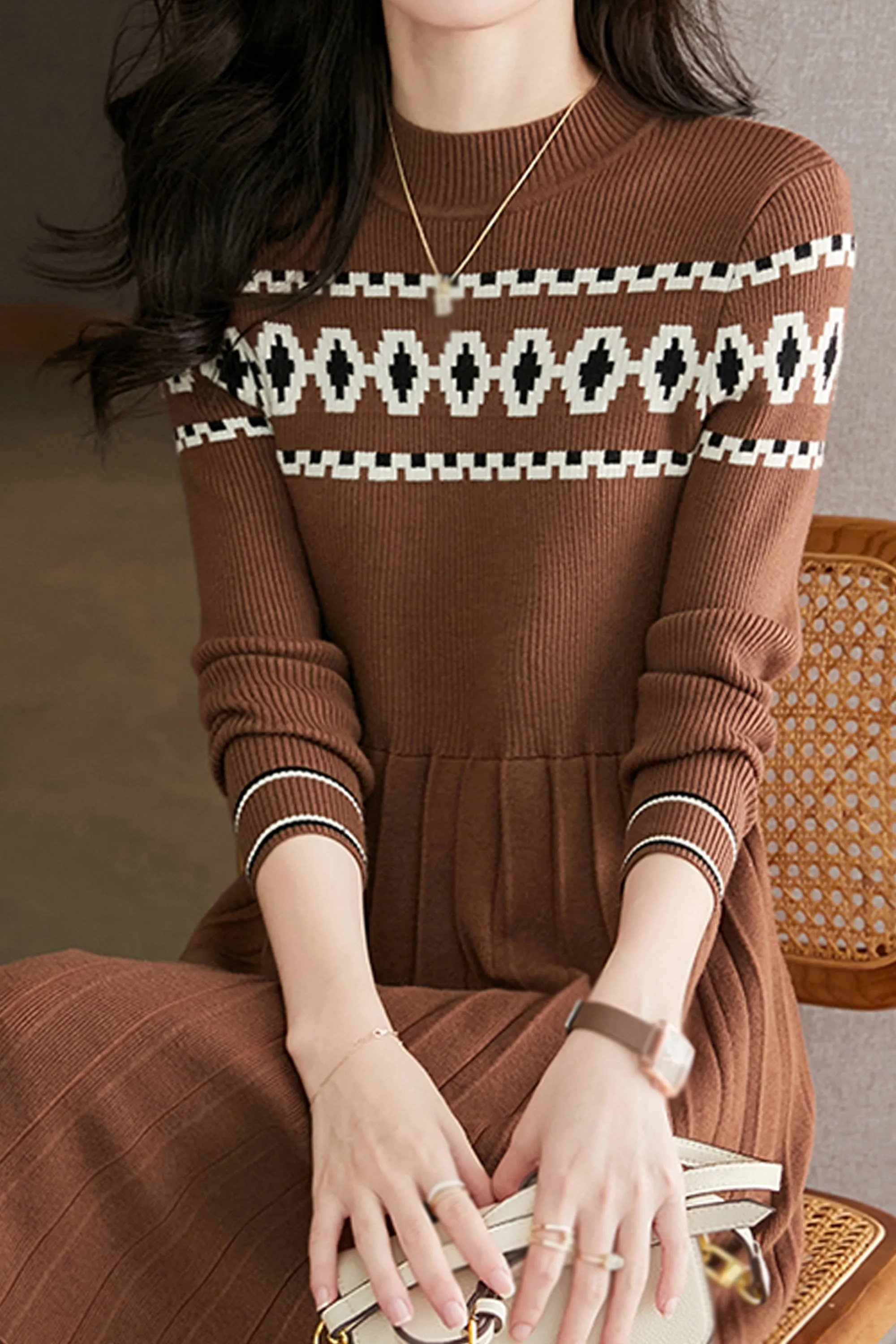 Women's  Knit Dress  Long Sleeve  Round Neck pleated Mini Dress